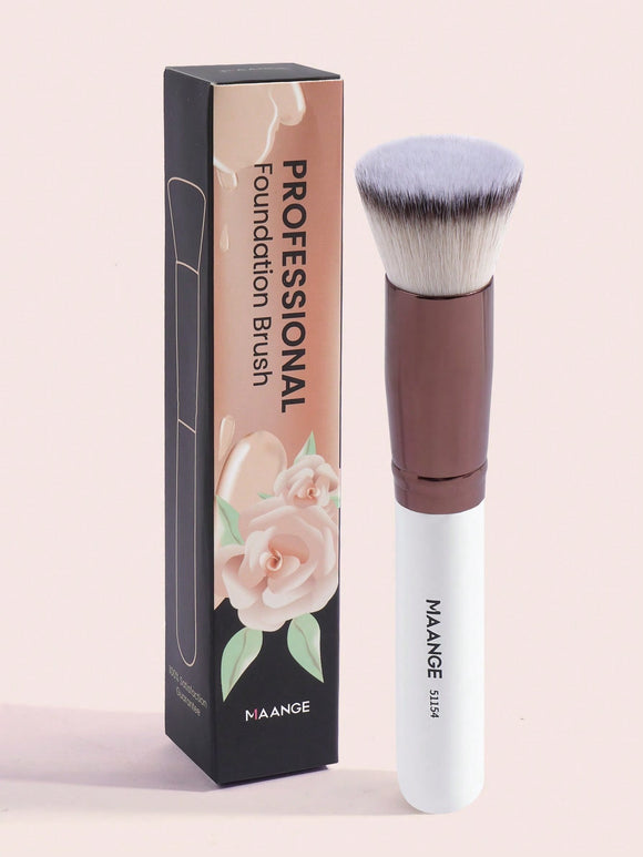 Flat Head Foundation Brush in White