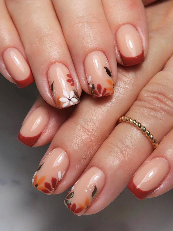 Dark Brown Floral and Leaves Short Square Nail Set