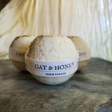 Oat and Honey Natural Bath Bomb