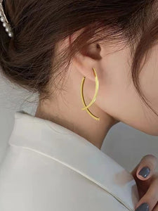 Criss Cross Gold Ear Jackets