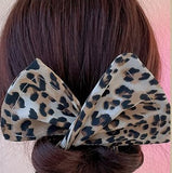 Bowknot Twisting Clip